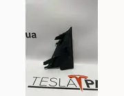 Накладка диффузора радиатора правая Tesla Model S Rest, 1057850-00-C
